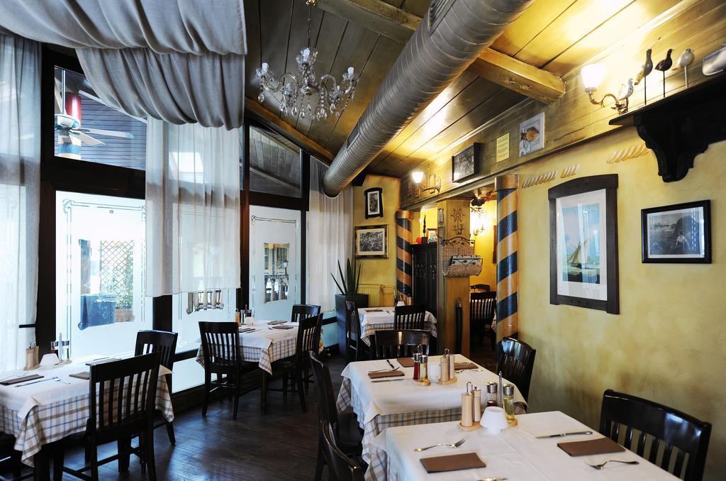Garni Hotel Azur Ljubljana Eksteriør billede