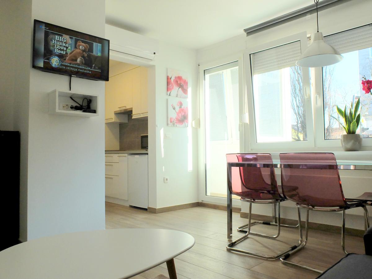 Garni Hotel Azur Ljubljana Eksteriør billede